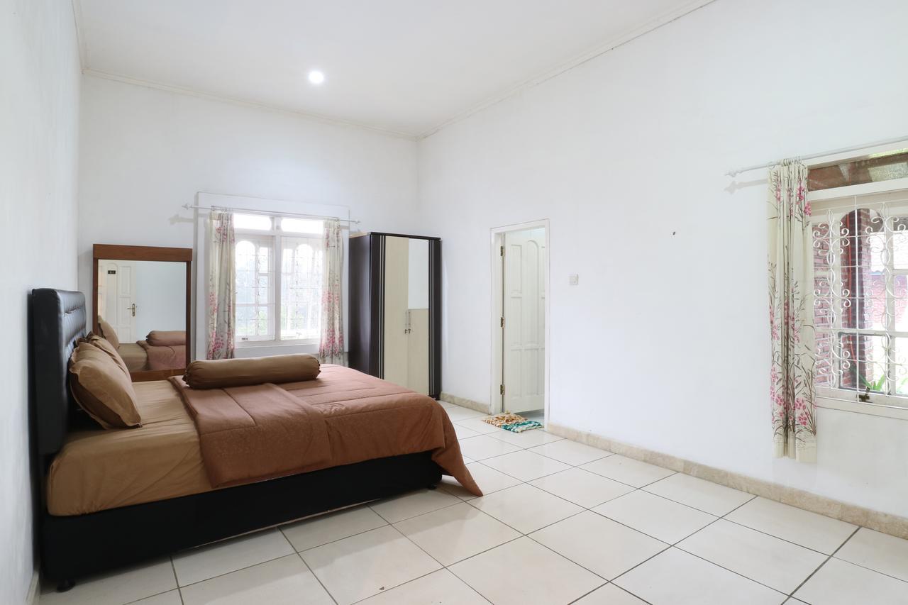 Villa Madani Paragajen Exterior foto