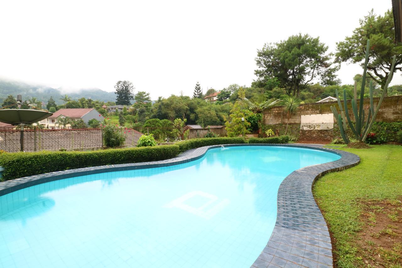 Villa Madani Paragajen Exterior foto